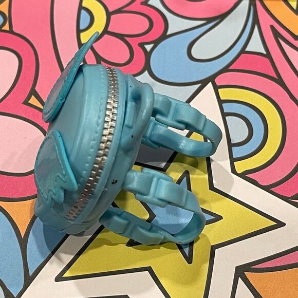 Bratz Doll Hello my name is Cloe blue angel wings backpack Tiny Treasures - Picture 4 of 4